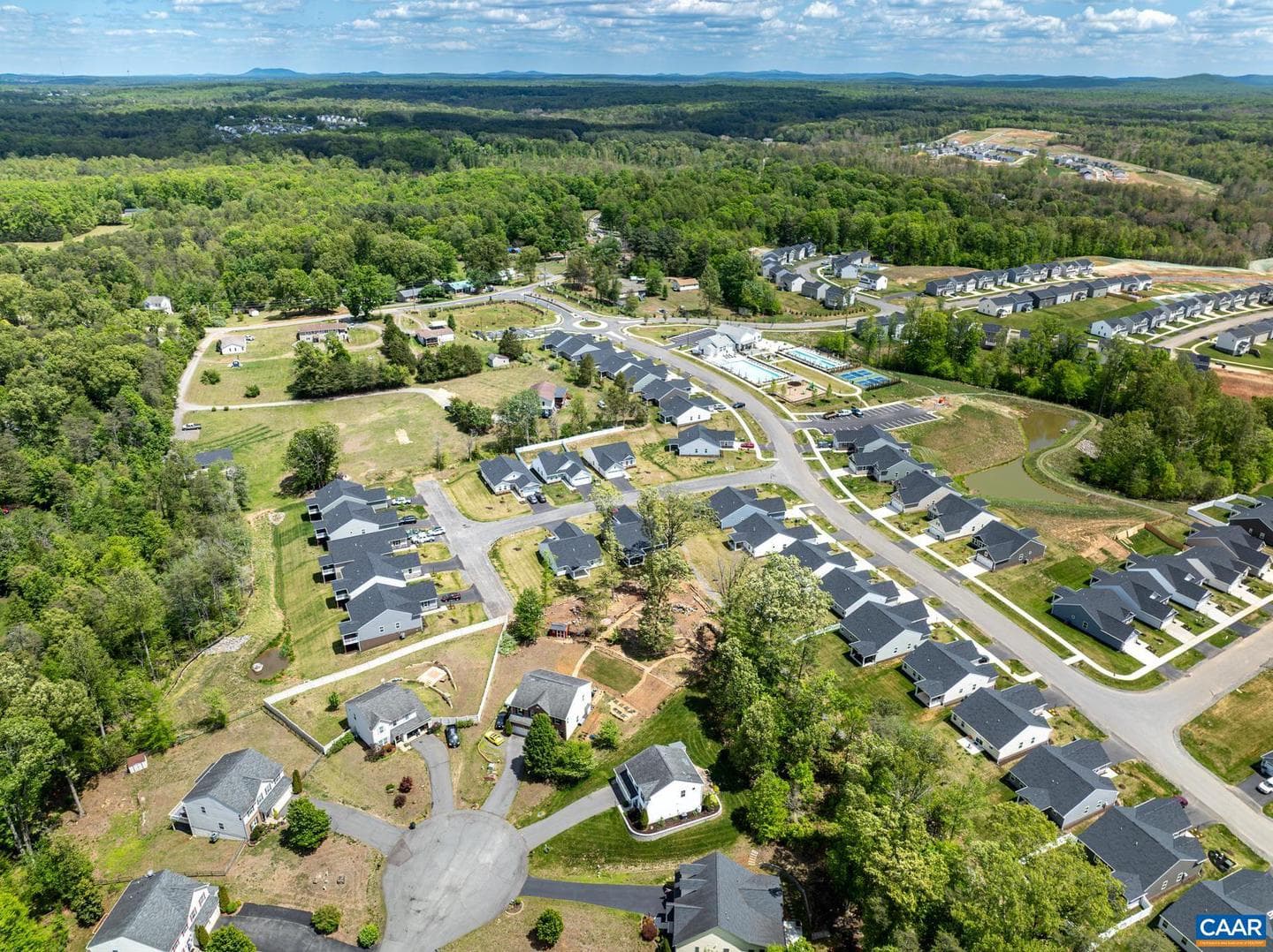 44 Flintstone Ct photo 9