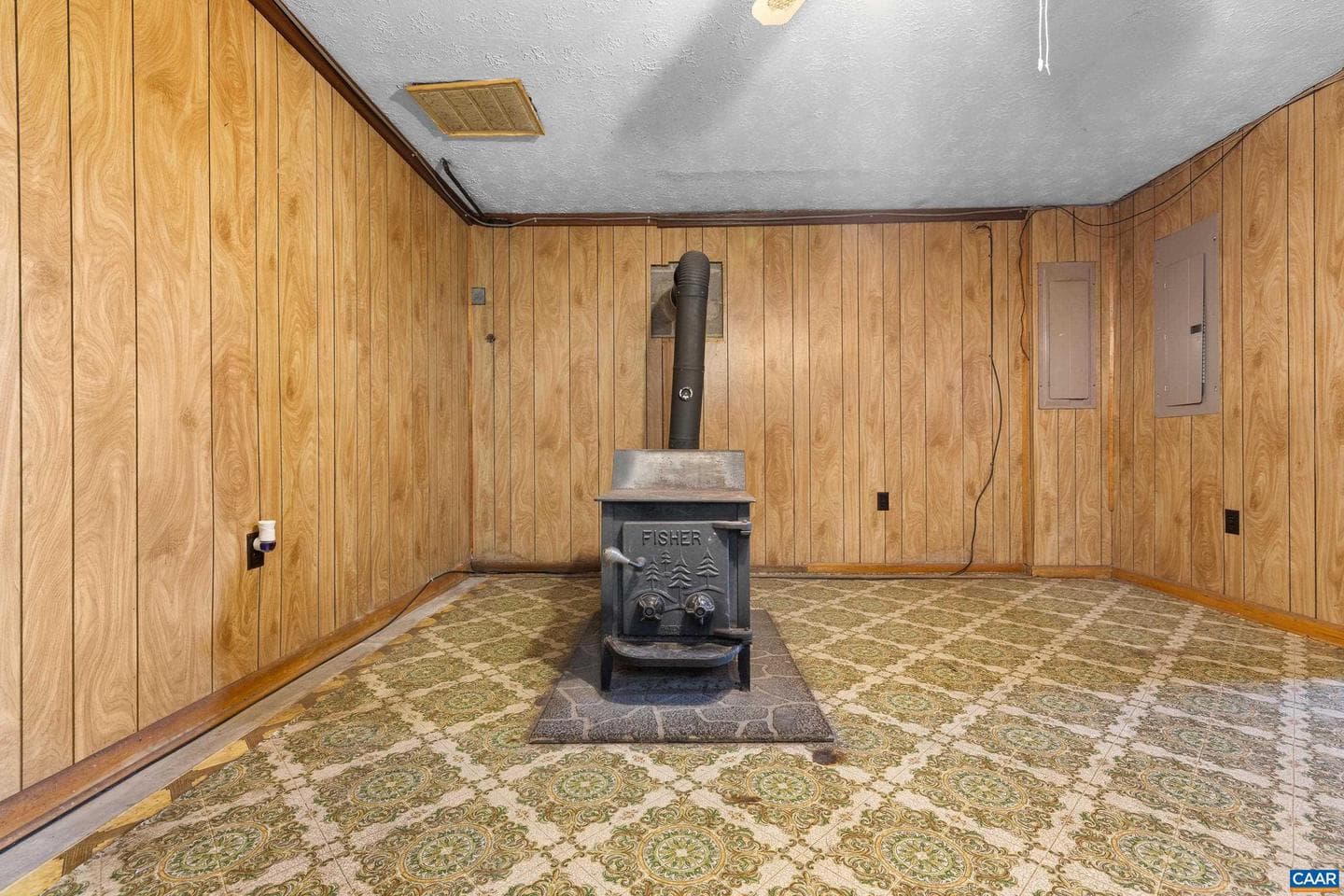 653 Celt Rd photo 37