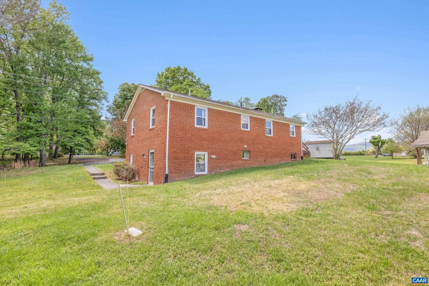 653 Celt Rd photo 6