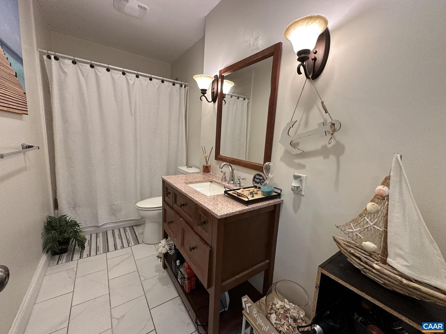 2412 Barracks Pl #3 photo 8