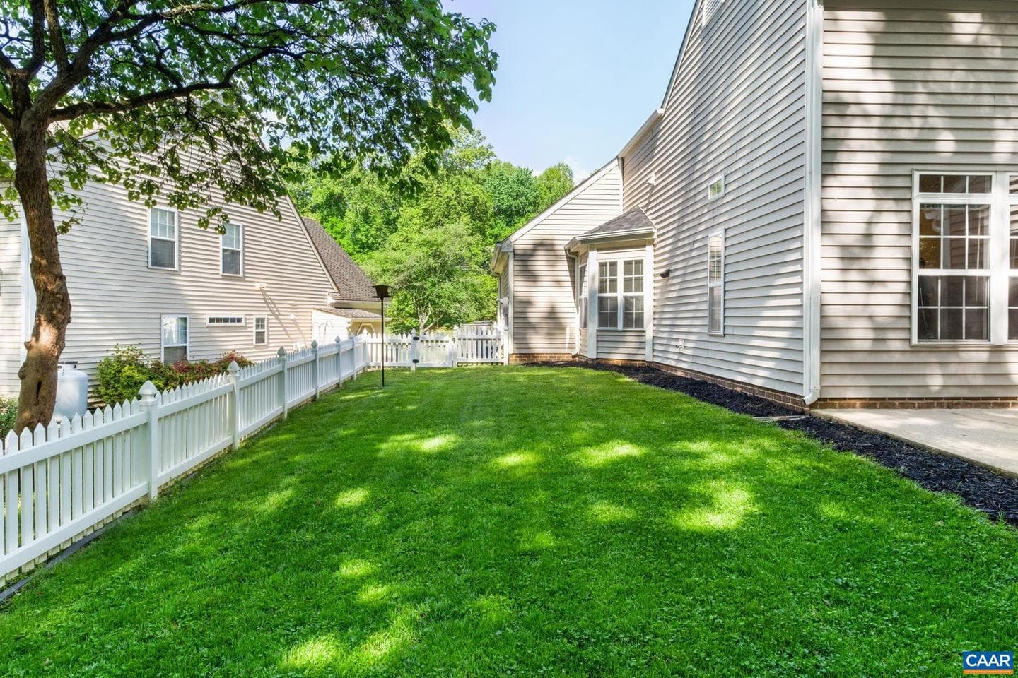 1245 Raintree Dr photo 22