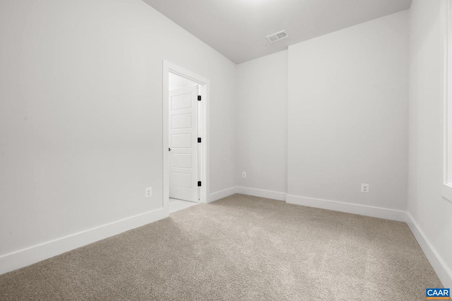 302 Flint Dr photo 25