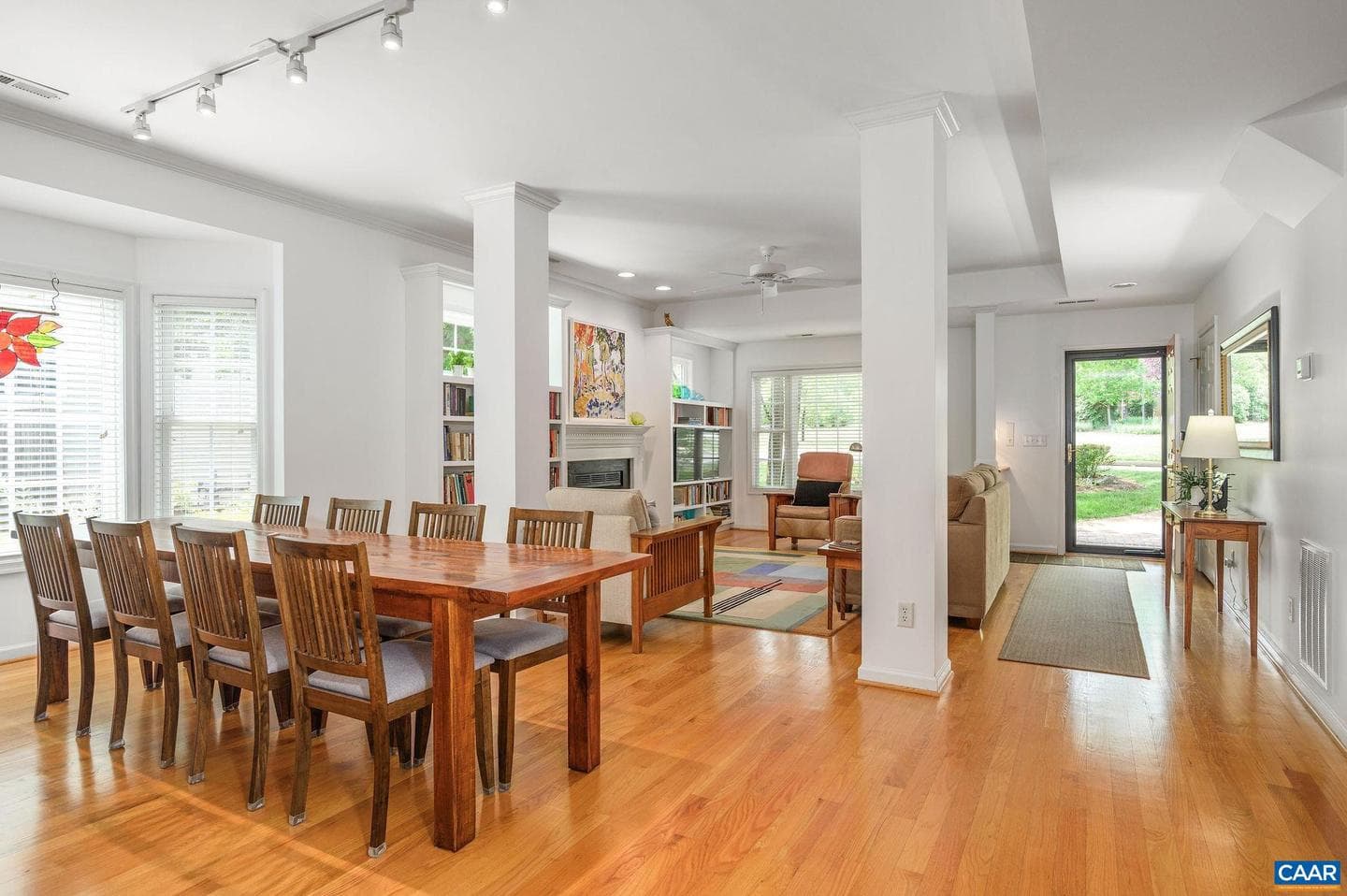 162 Burnet St photo 3
