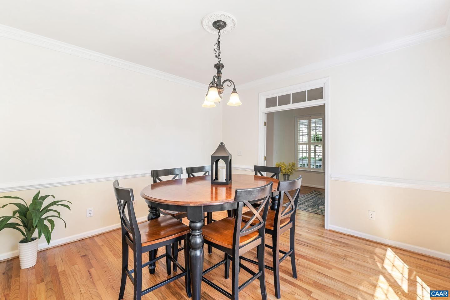 1353 Singleton Ln photo 14