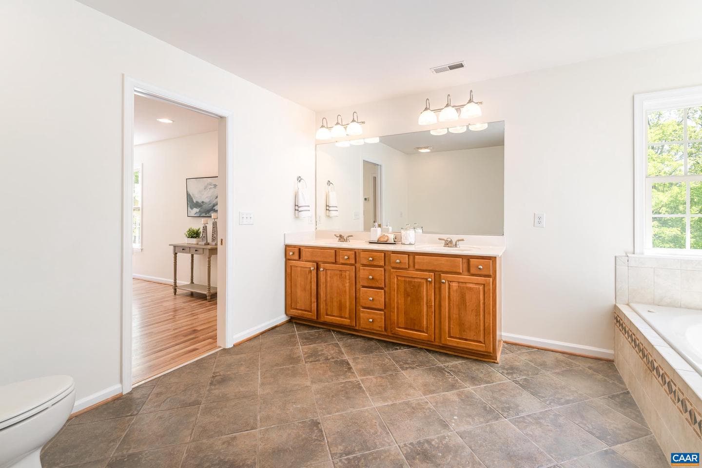 1353 Singleton Ln photo 39