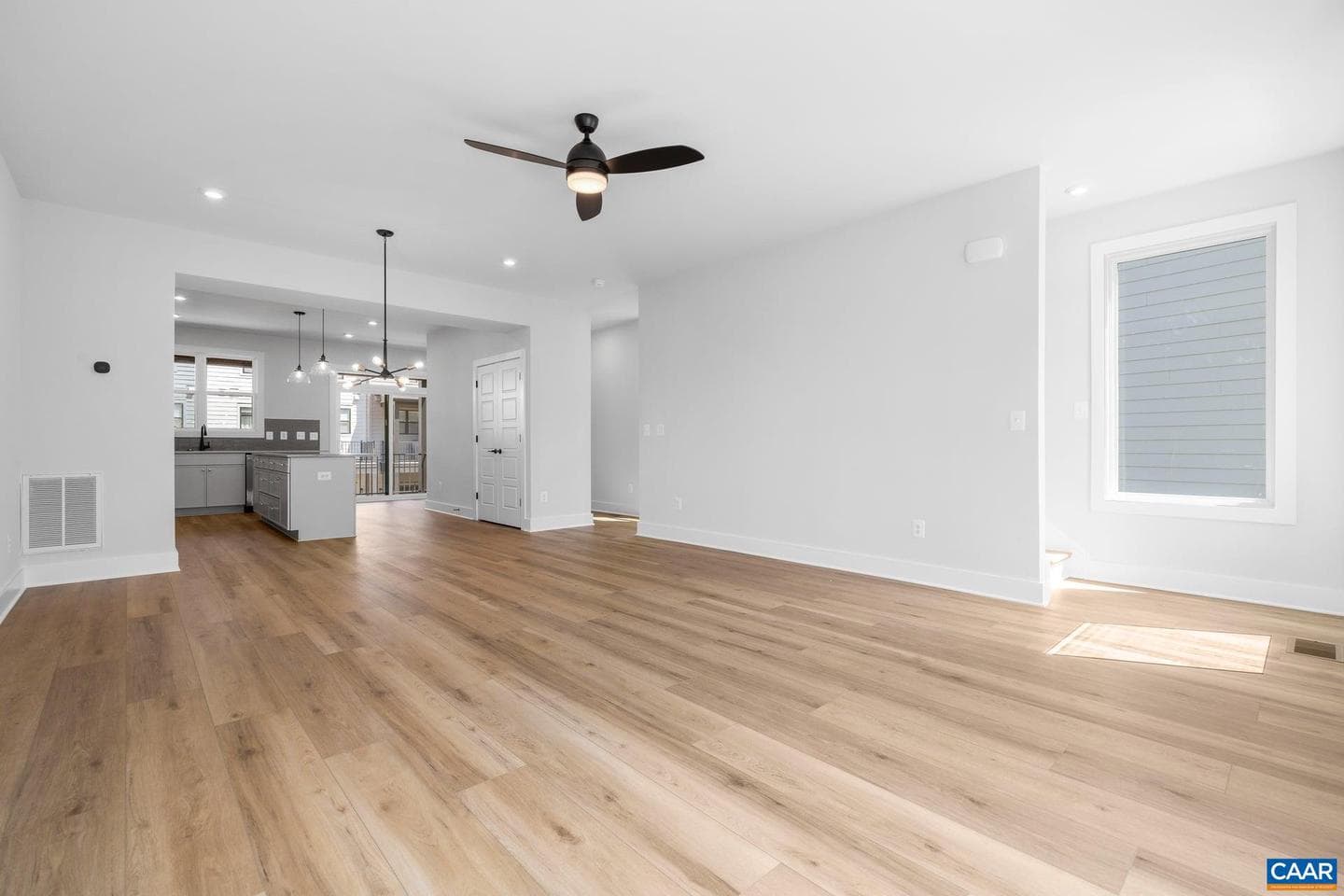 5434 Golf Dr photo 23