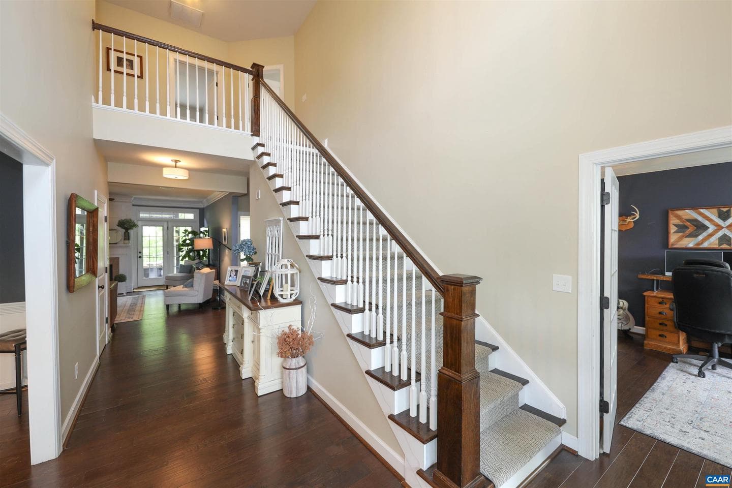 6694 Welbourne Ln photo 13