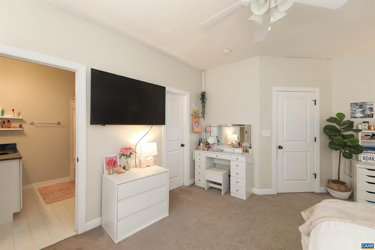 6694 Welbourne Ln photo 45