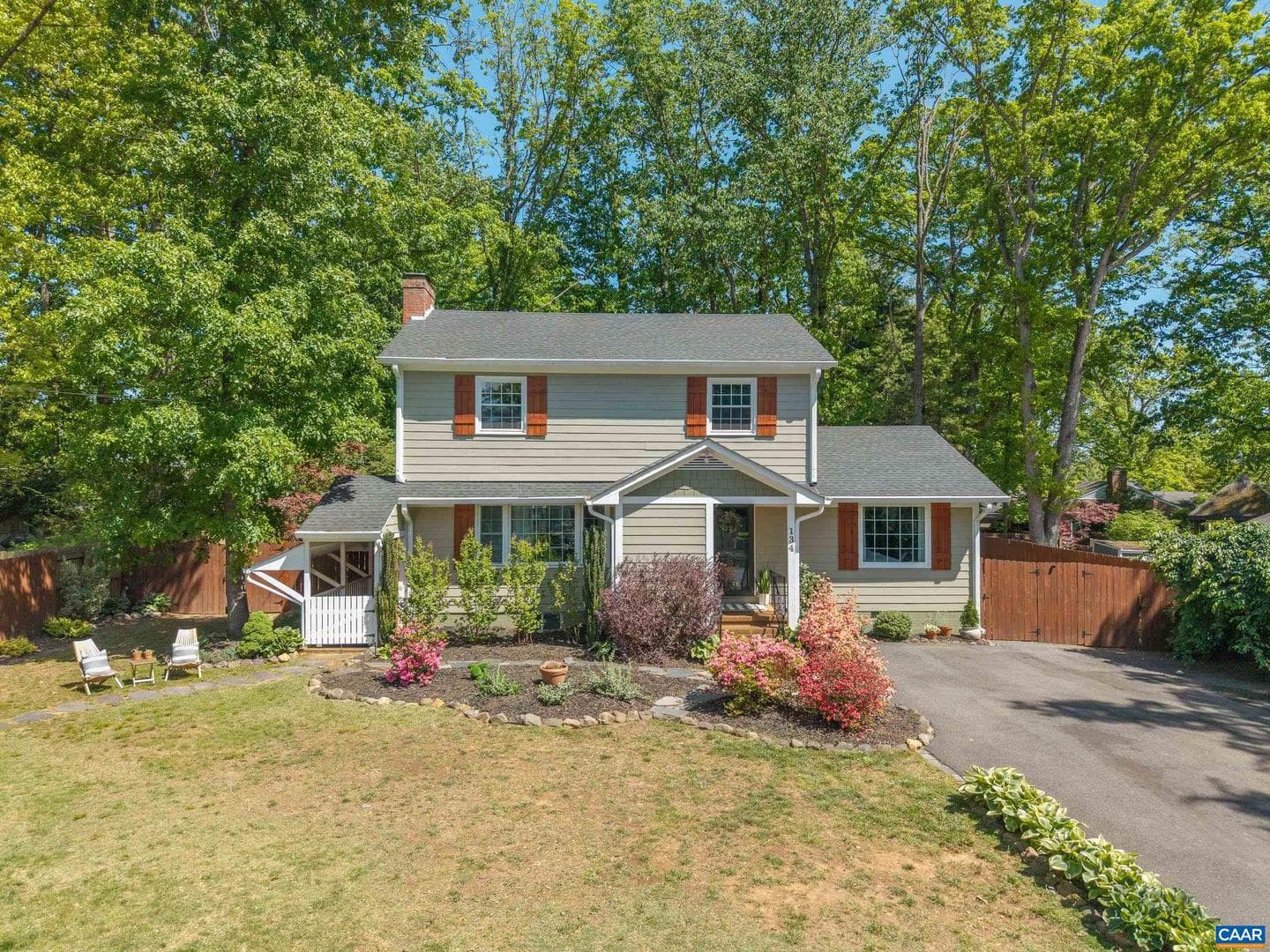 134 W Park Dr, Charlottesville