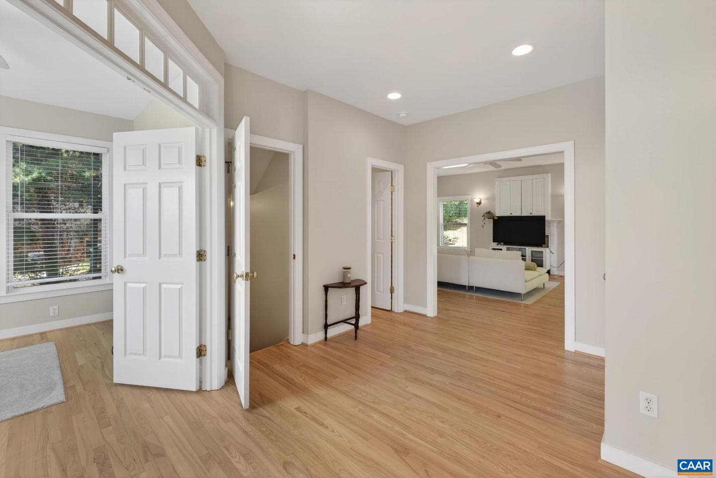 1663 Appian Way photo 4