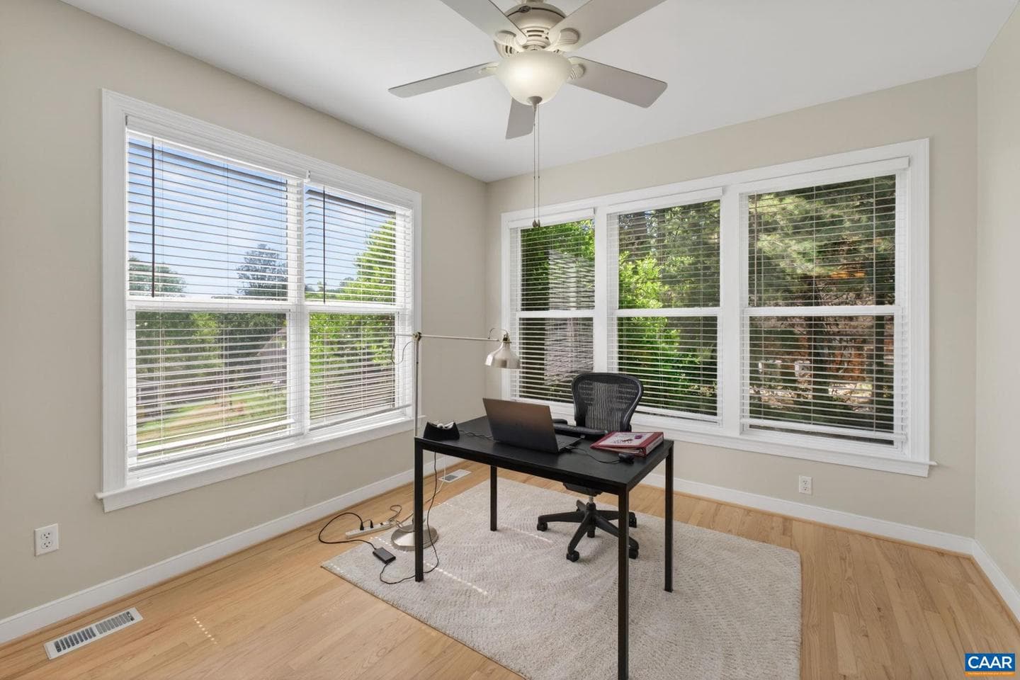 1663 Appian Way photo 5