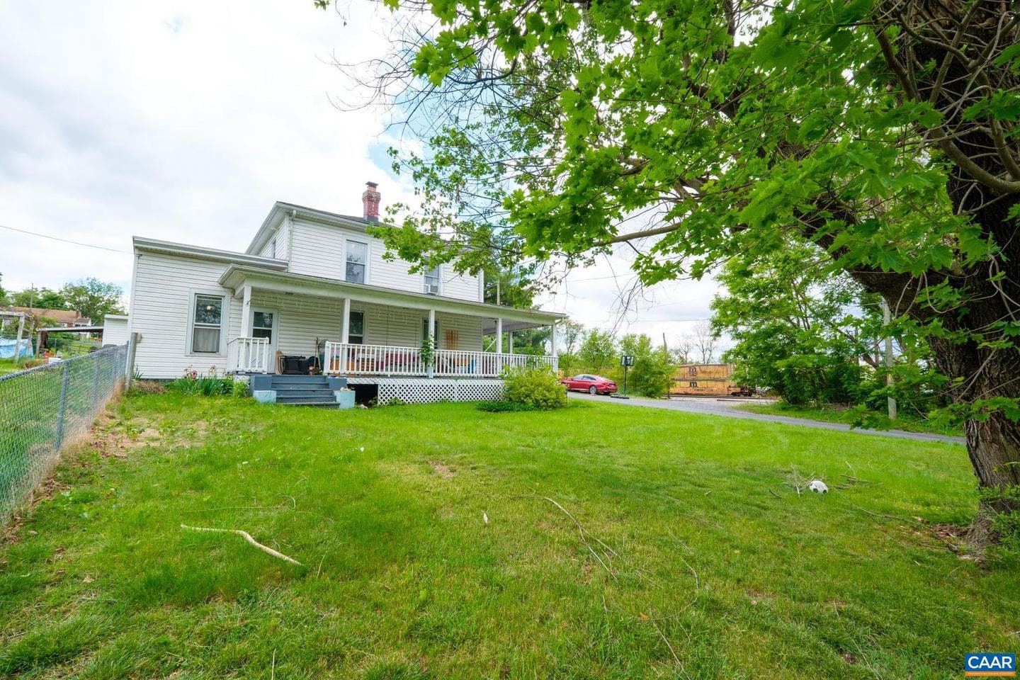 602 First St photo 28