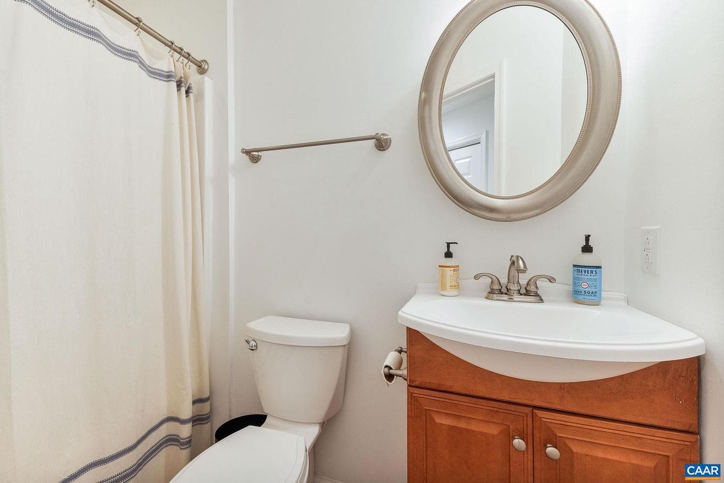 1500 Perth Ct photo 51