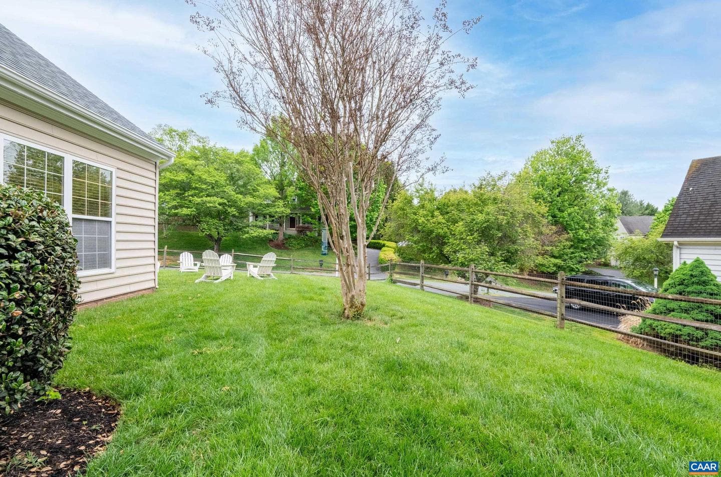 989 Clearfields Ln photo 30