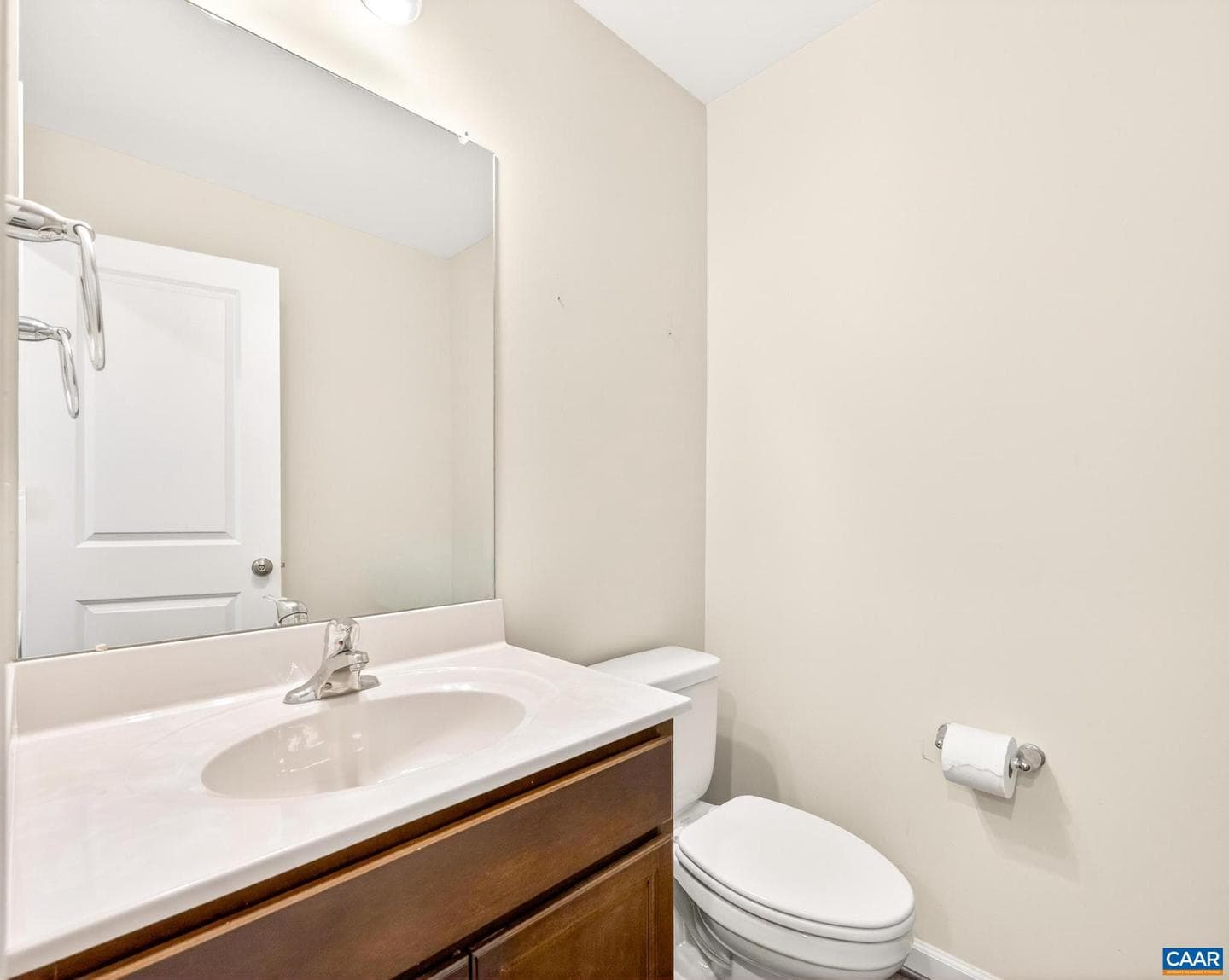 100 Vine St photo 6
