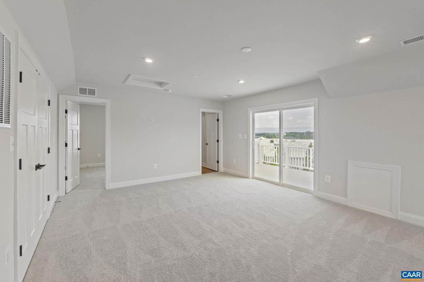 305 Sunbird Ln photo 51