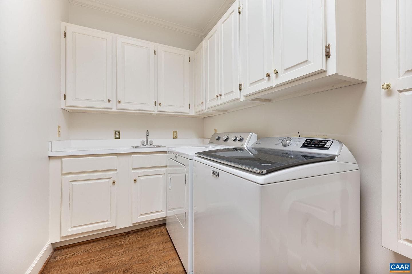 555 Dryden Pl photo 39