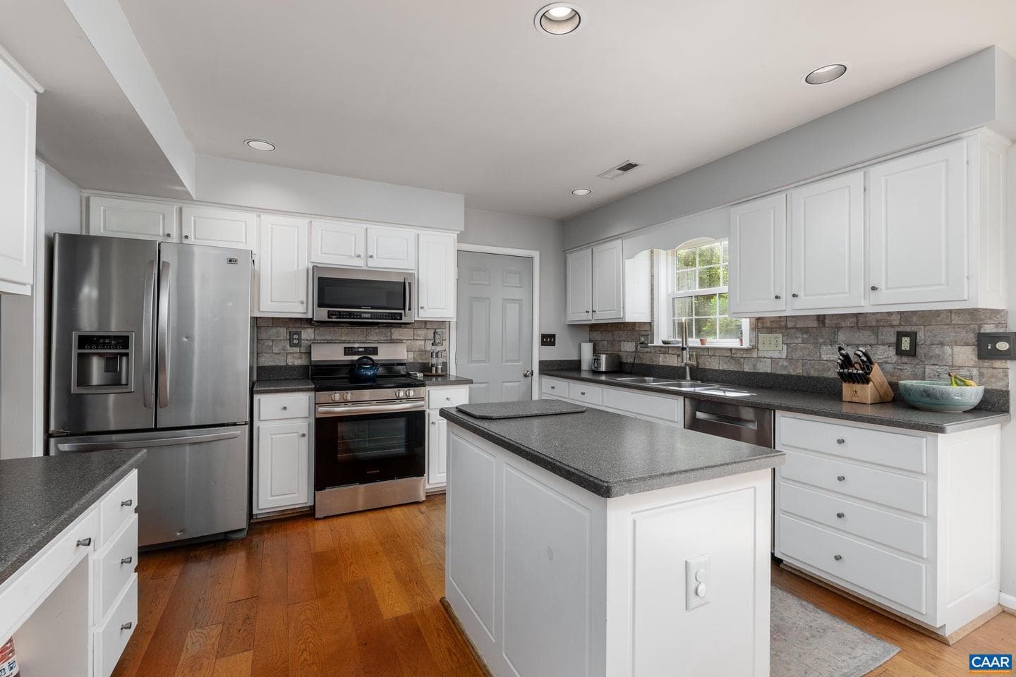 5408 Cory Ct photo 17