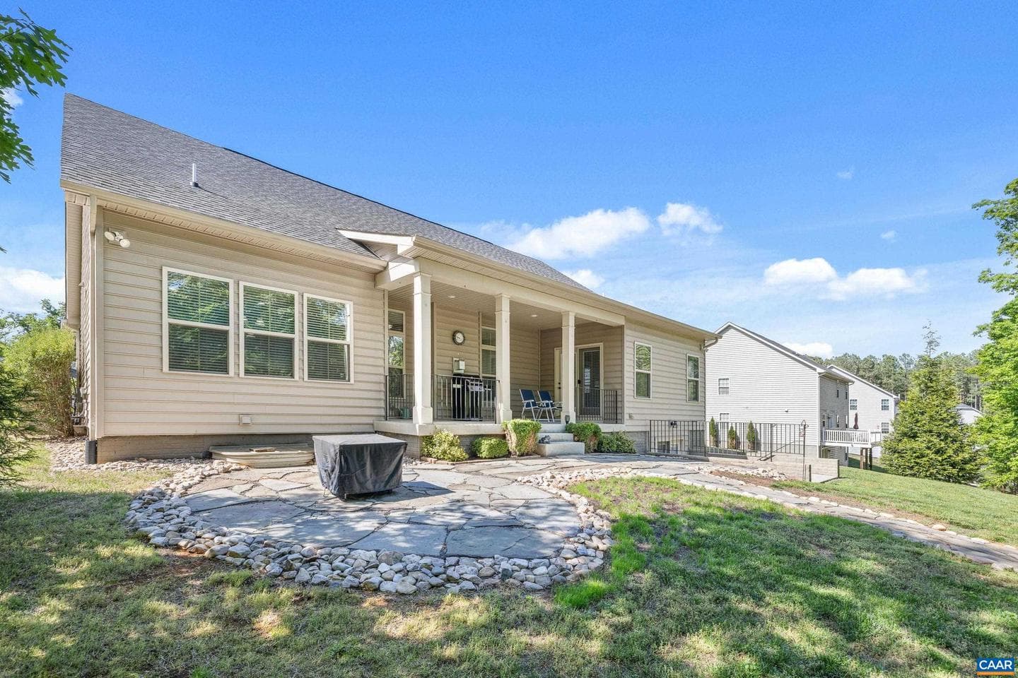 302 Manor Blvd photo 58