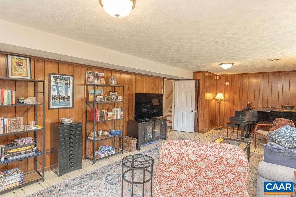 505 Eastbrook Dr photo 28