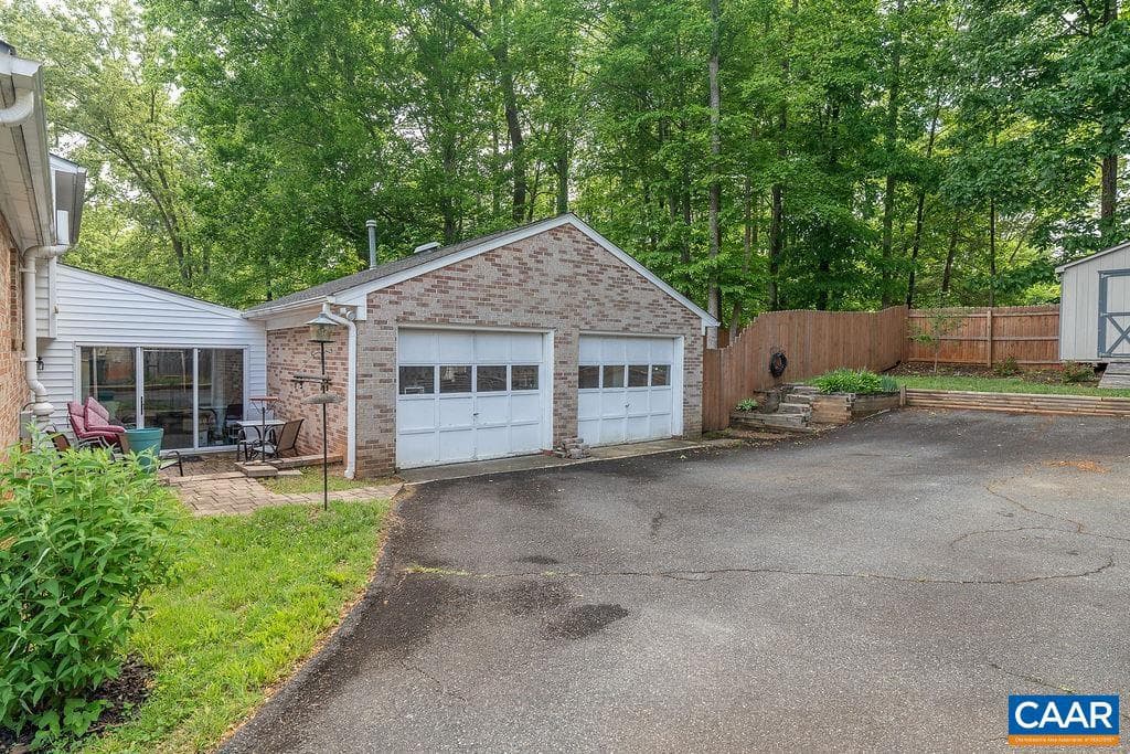 505 Eastbrook Dr photo 54