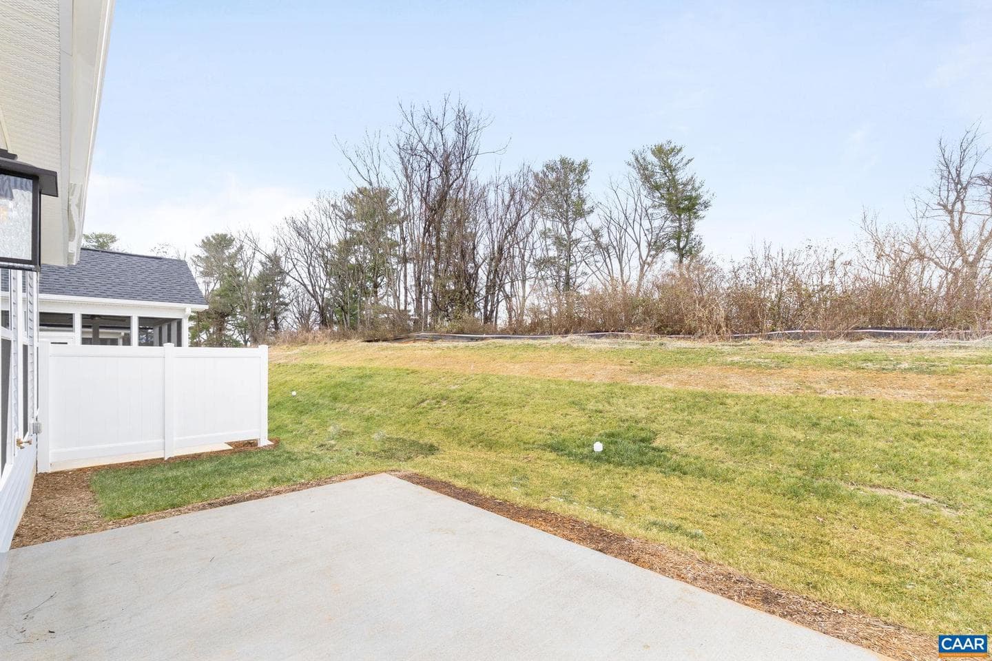 135 Springdale Rd photo 33