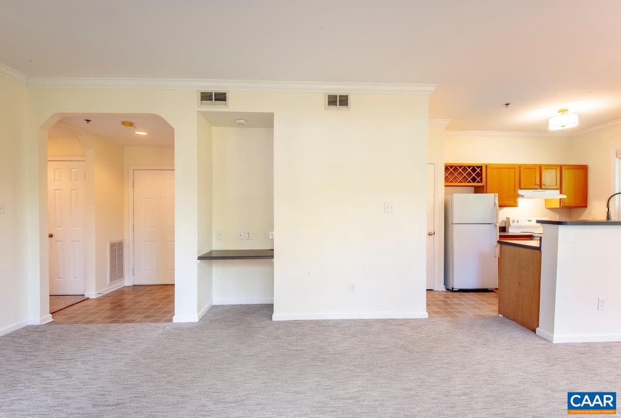 270 Riverbend Dr #1c photo 14