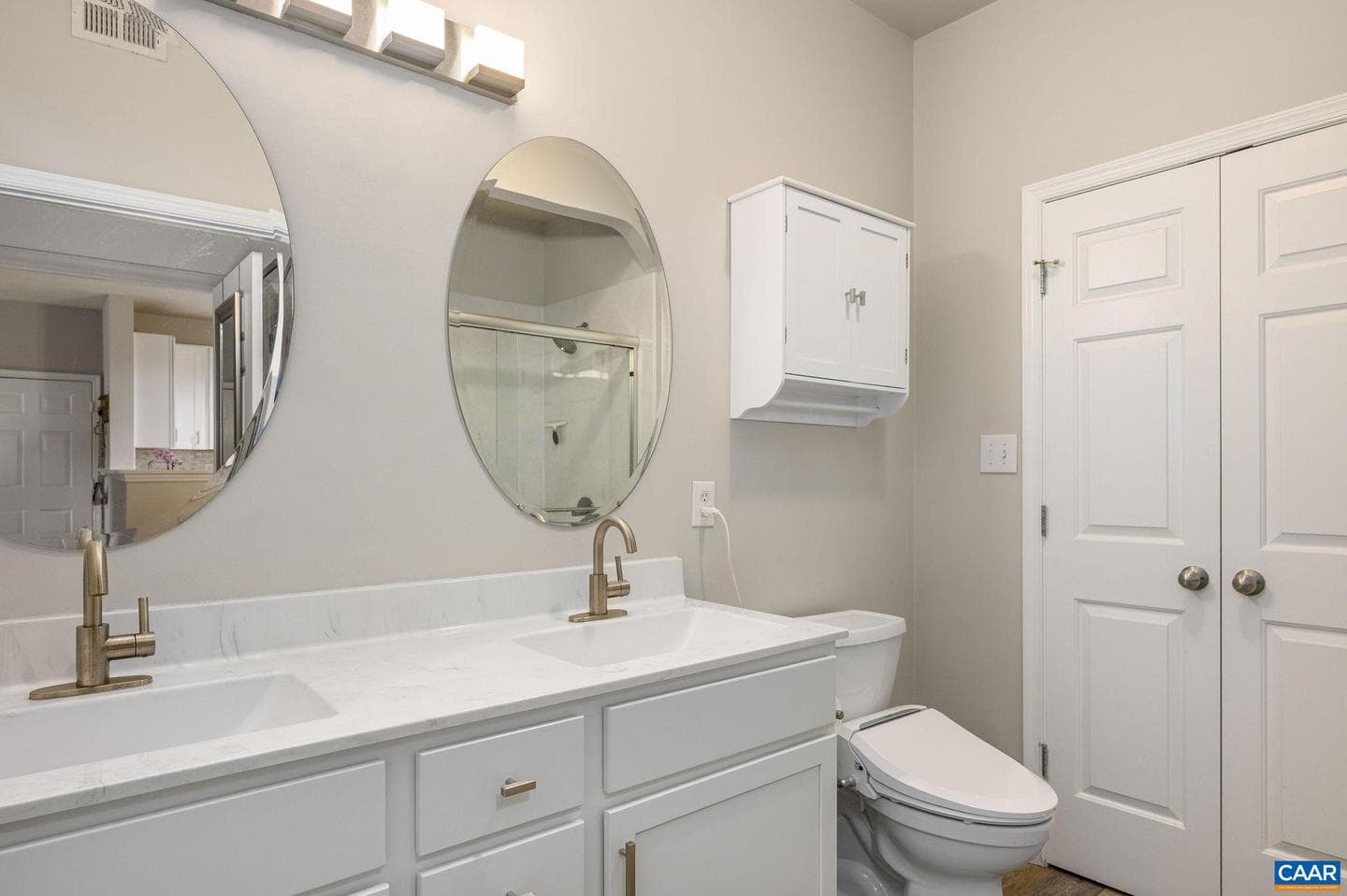 270 Riverbend Dr # 2E photo 13