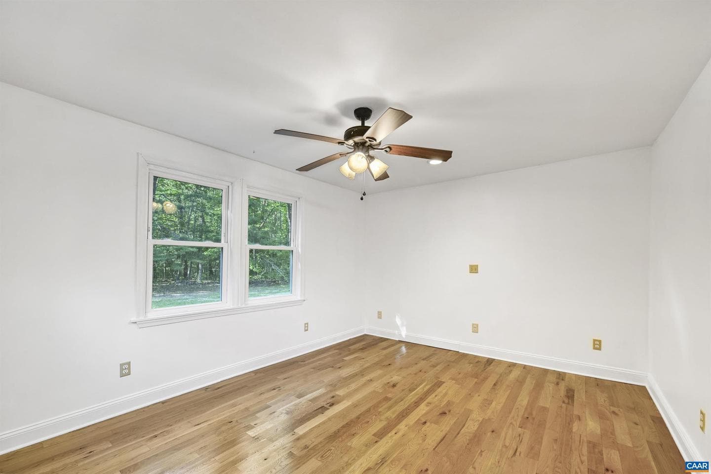 2445 Eastham Rd photo 22