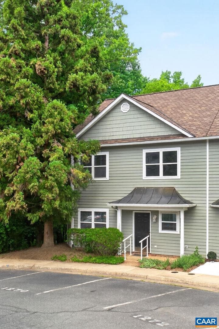 1270 Chatham Rdg photo 2