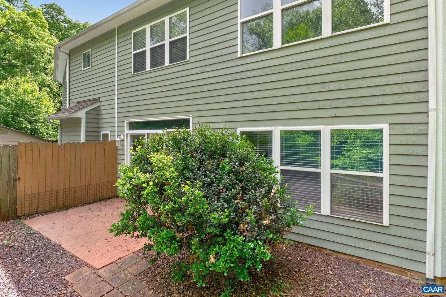 1270 Chatham Rdg photo 26