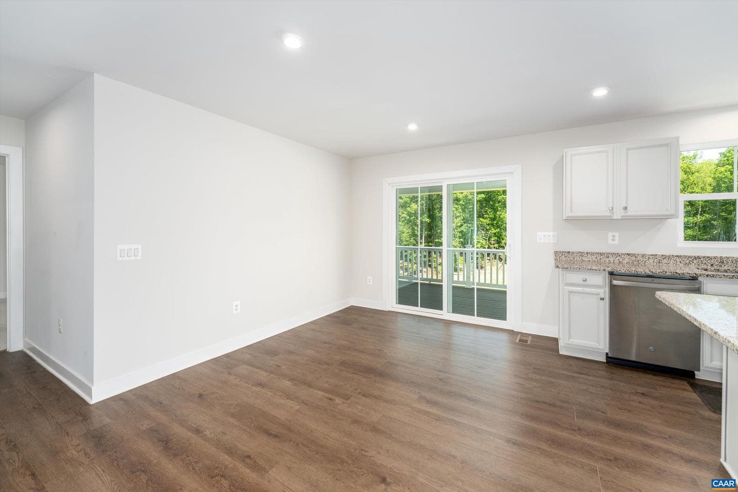93 Archer Dr photo 25