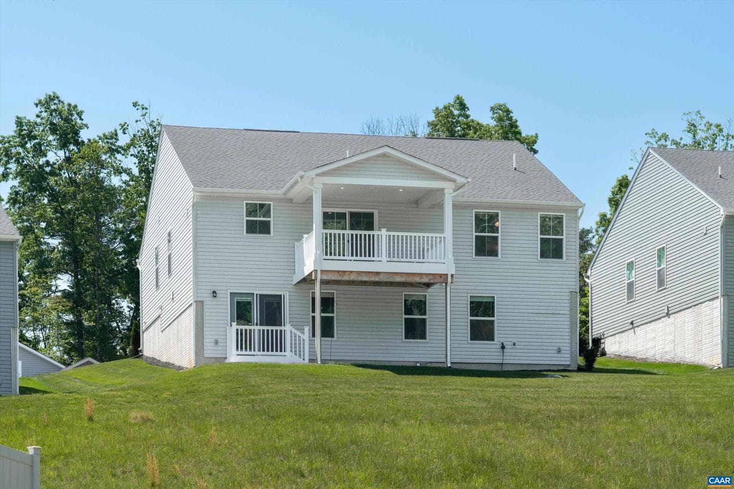 93 Archer Dr photo 3