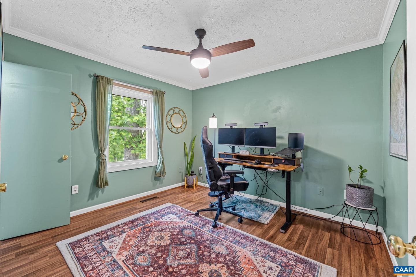 525 Jester Ln photo 17
