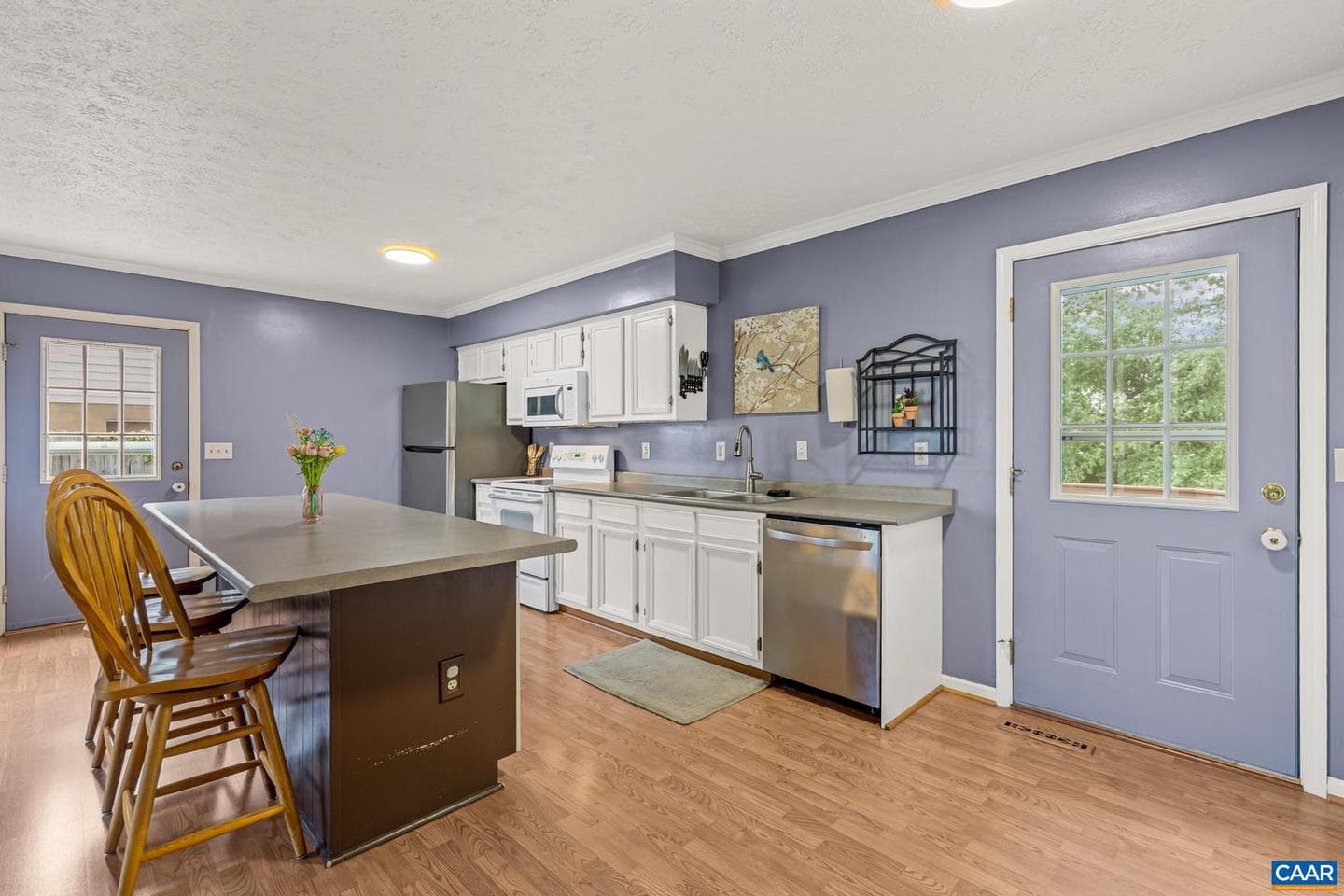 525 Jester Ln photo 9