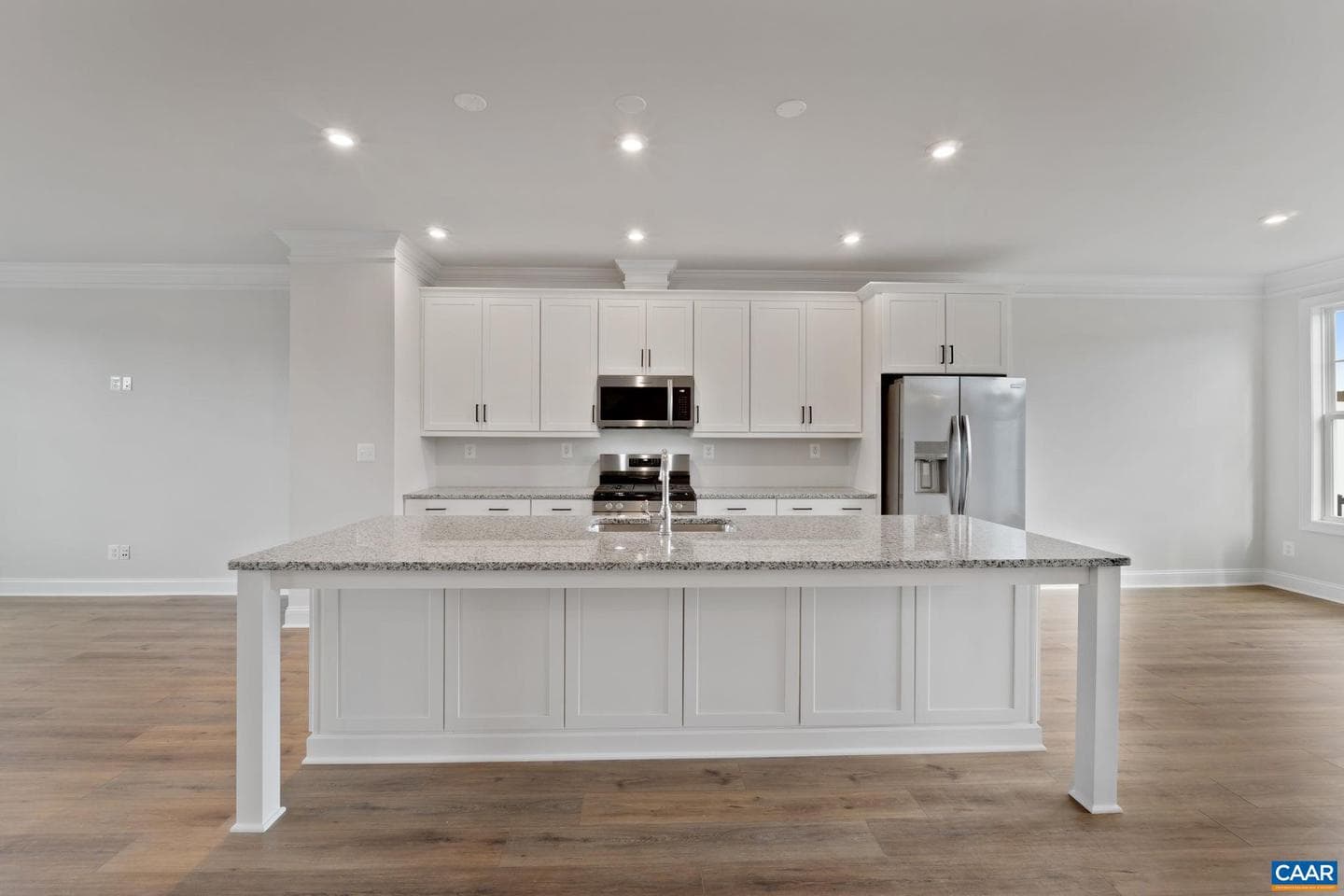 69 Marcella St photo 22