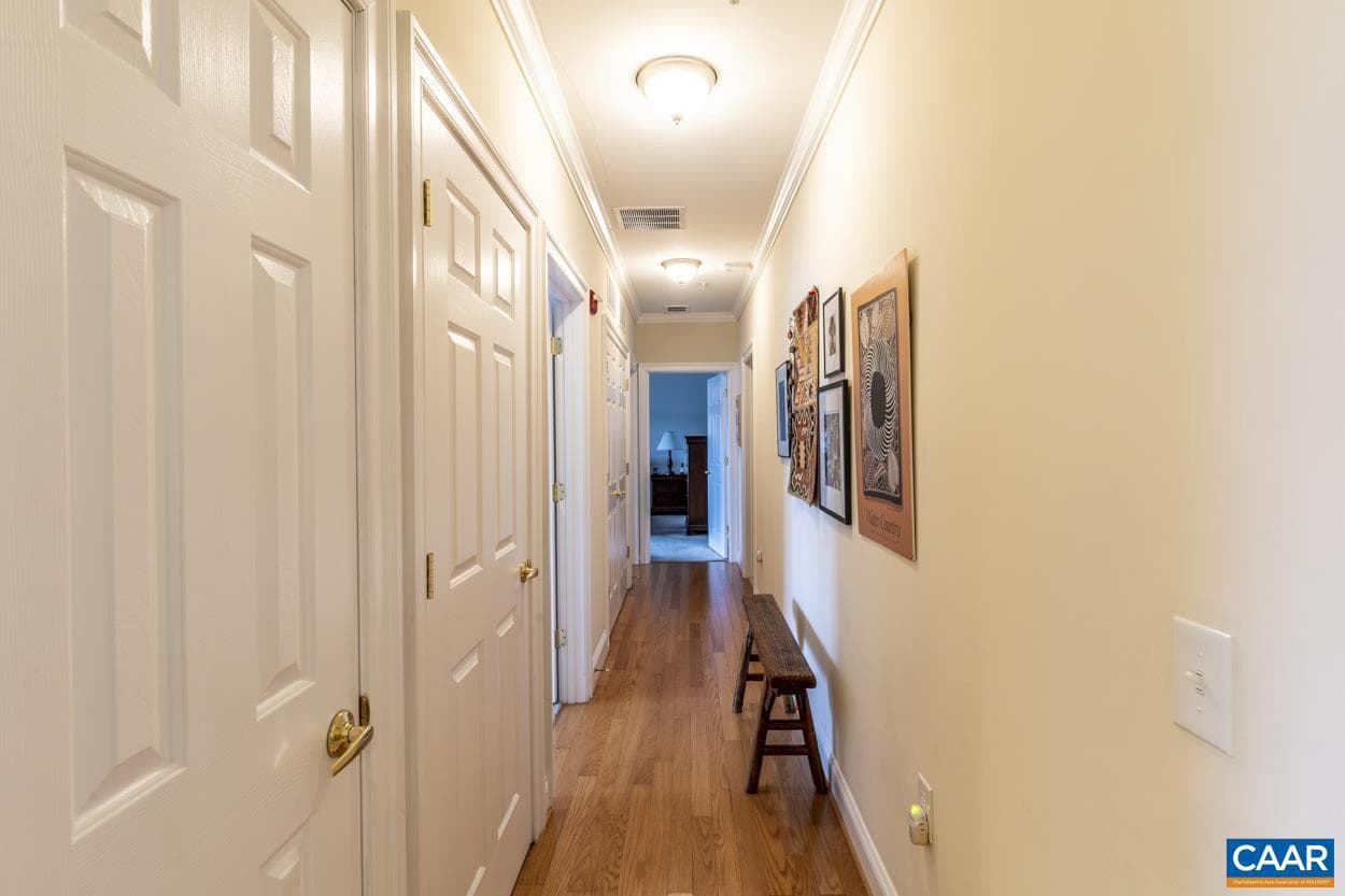 1051 Glenwood Station Ln #104 photo 17