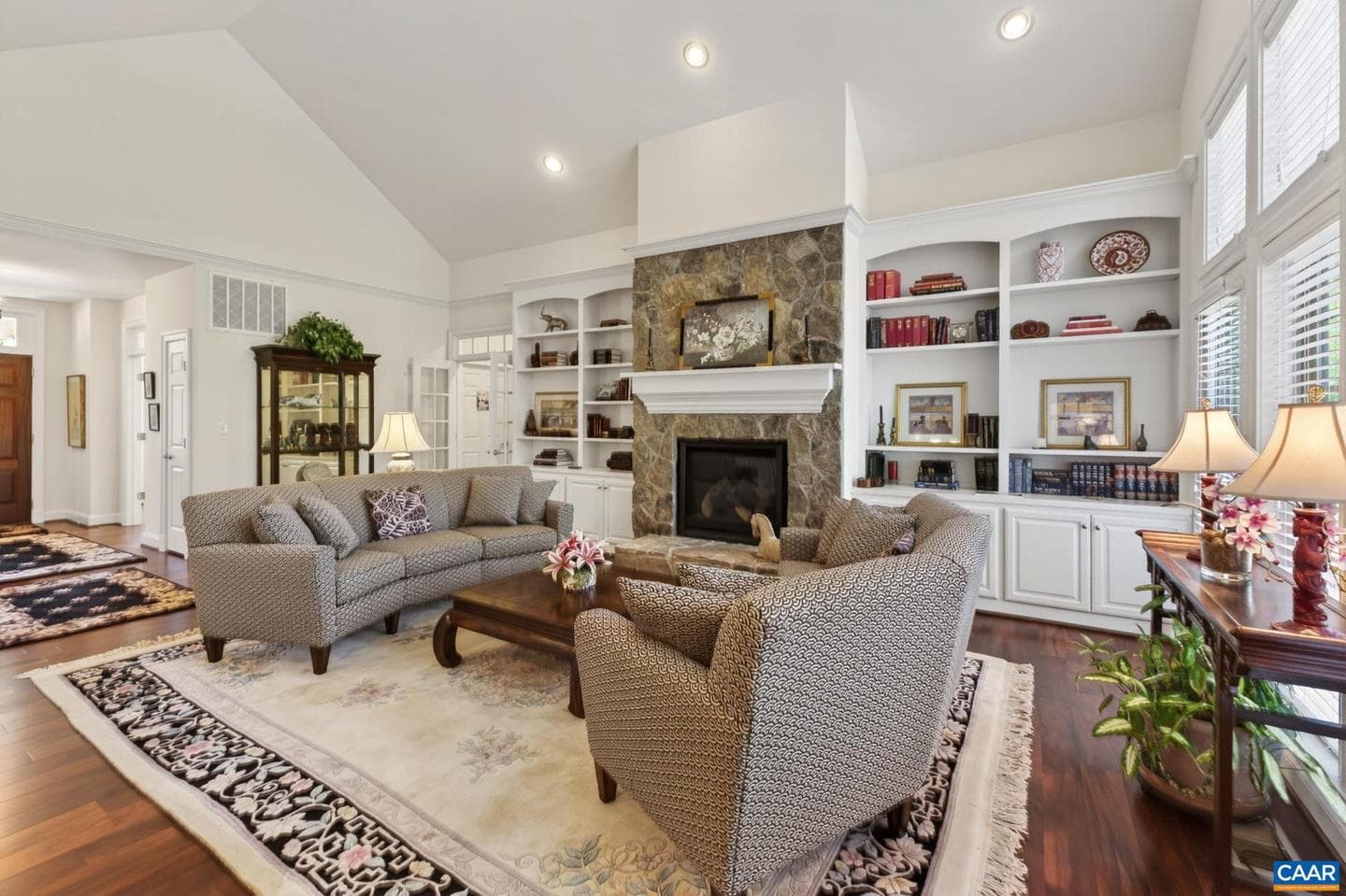 6586 Welbourne Ln photo 19