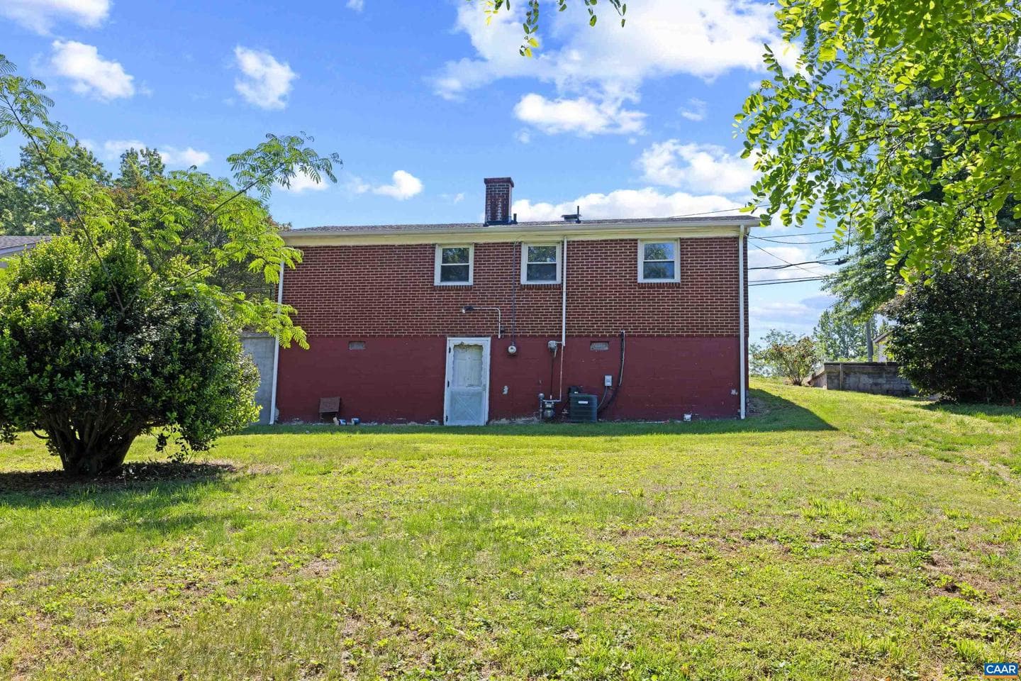 837 Ridge St photo 37