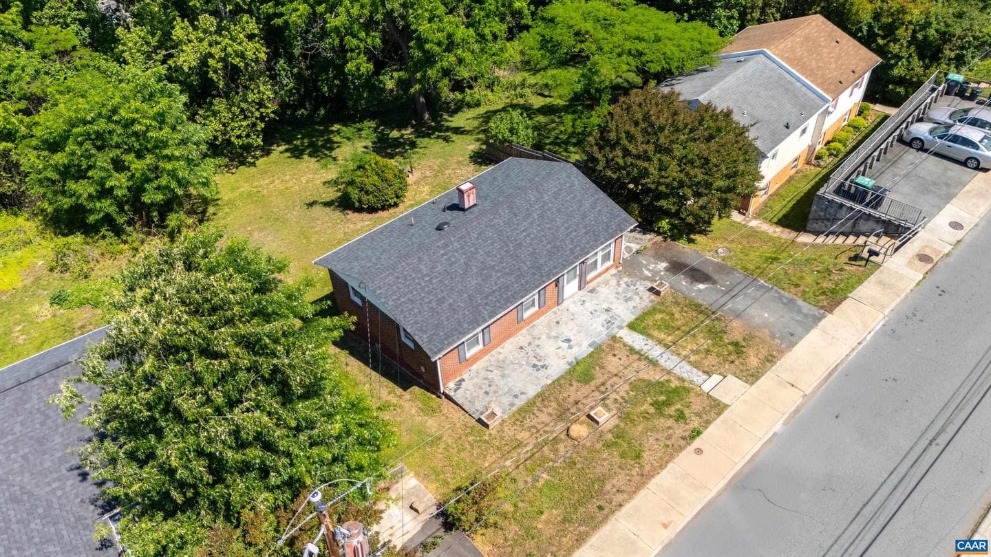 837 Ridge St photo 49