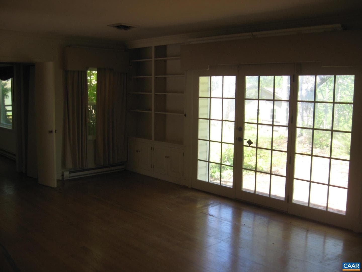 10460 Little Skyline Dr photo 12
