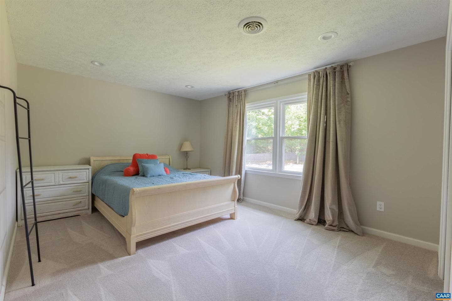 2550 Proffit Rd photo 15