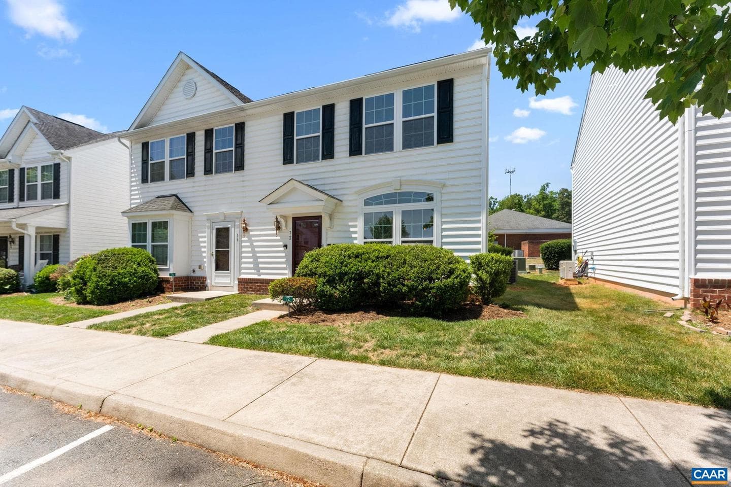 72 Villa Cir, Palmyra