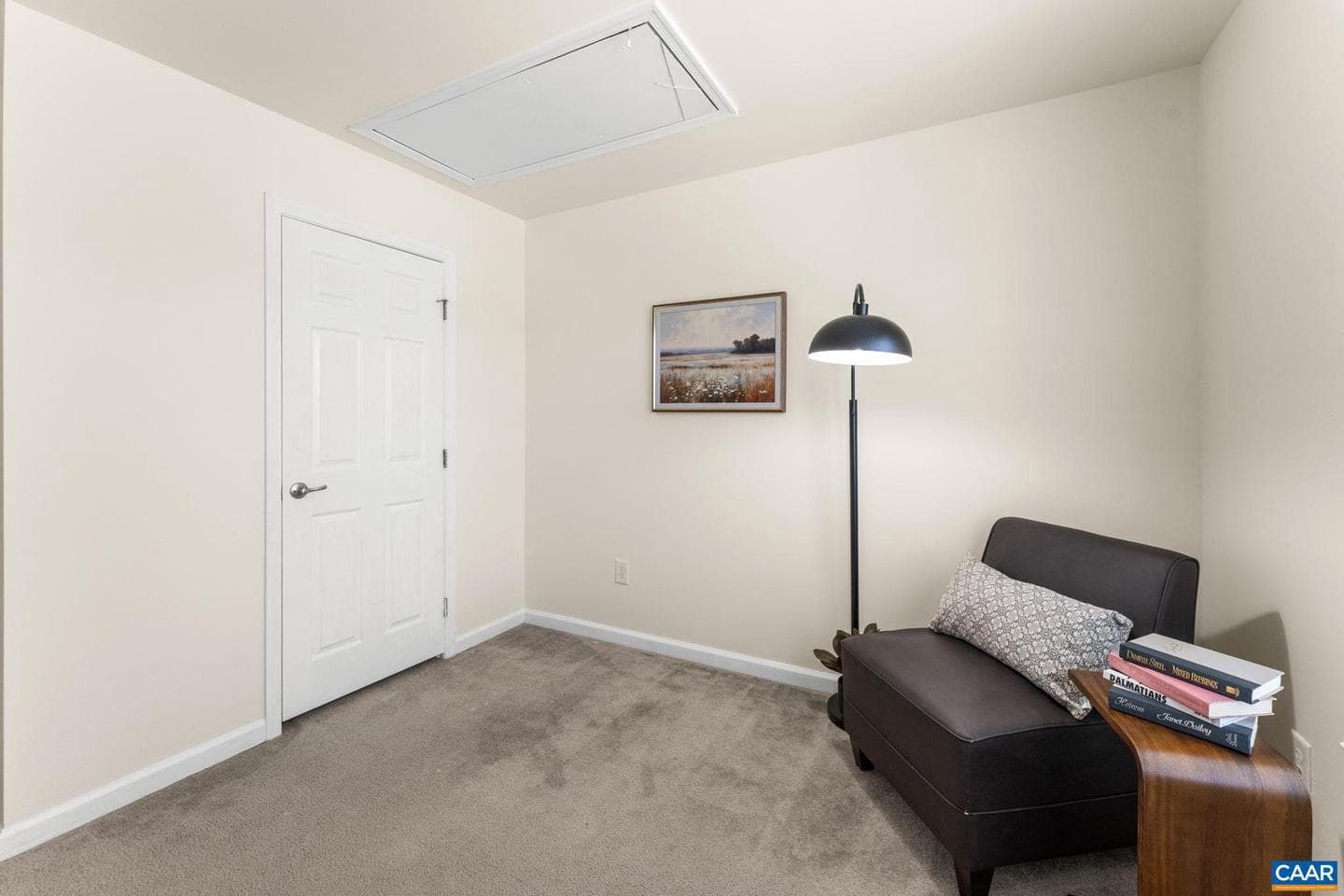 72 Villa Cir photo 18