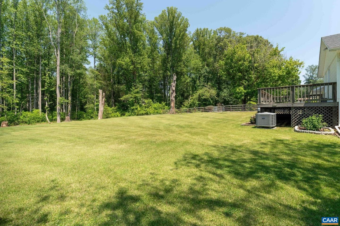 355 Whitethorn Ct photo 37