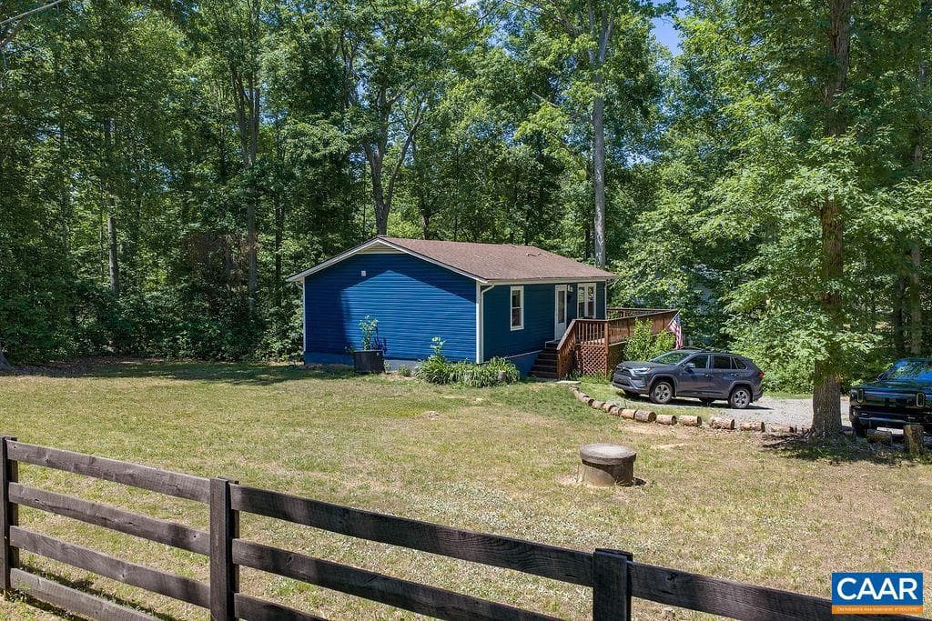 6920 Albevanna Spring Rd photo 18