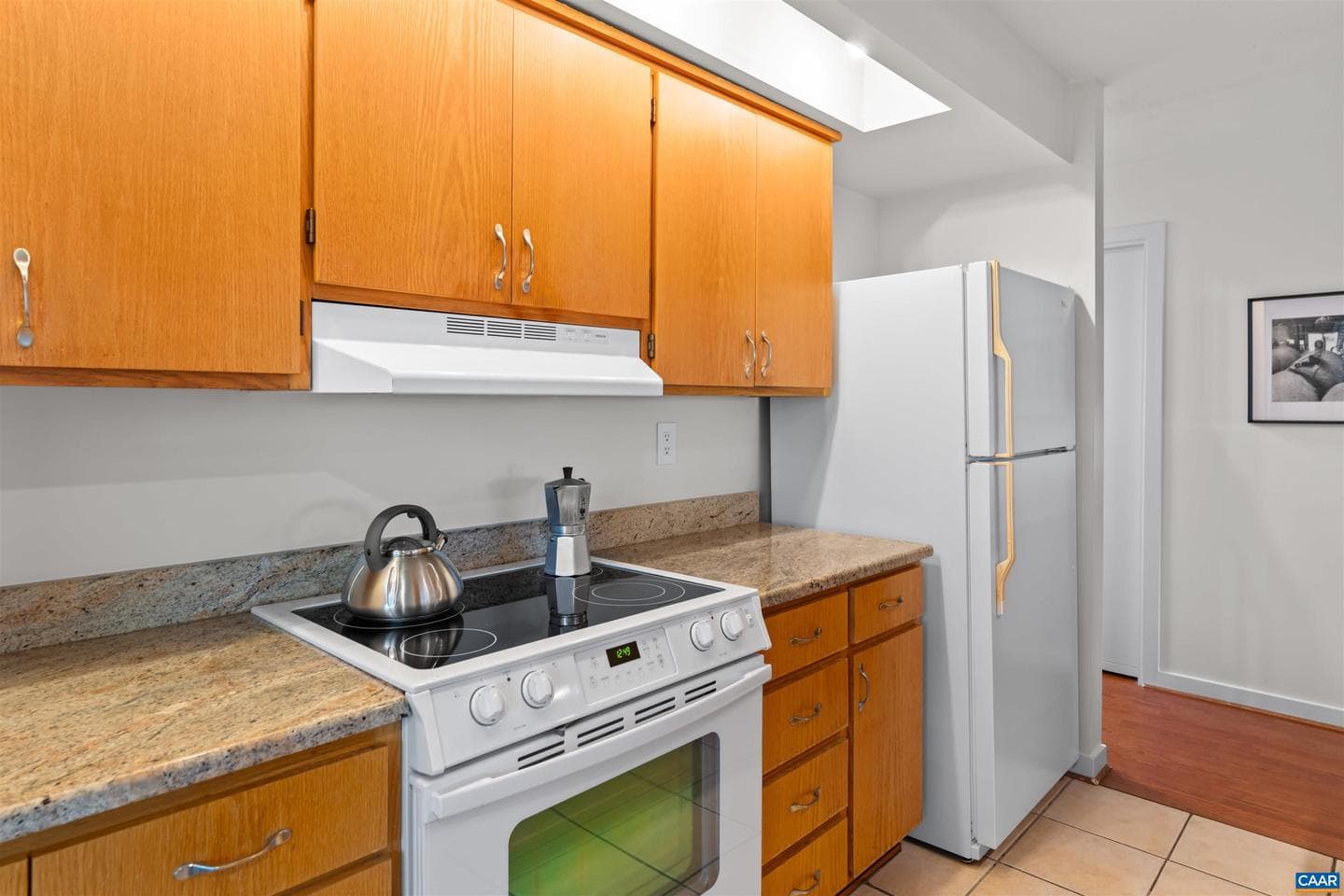 305 NW 2nd St #a photo 9
