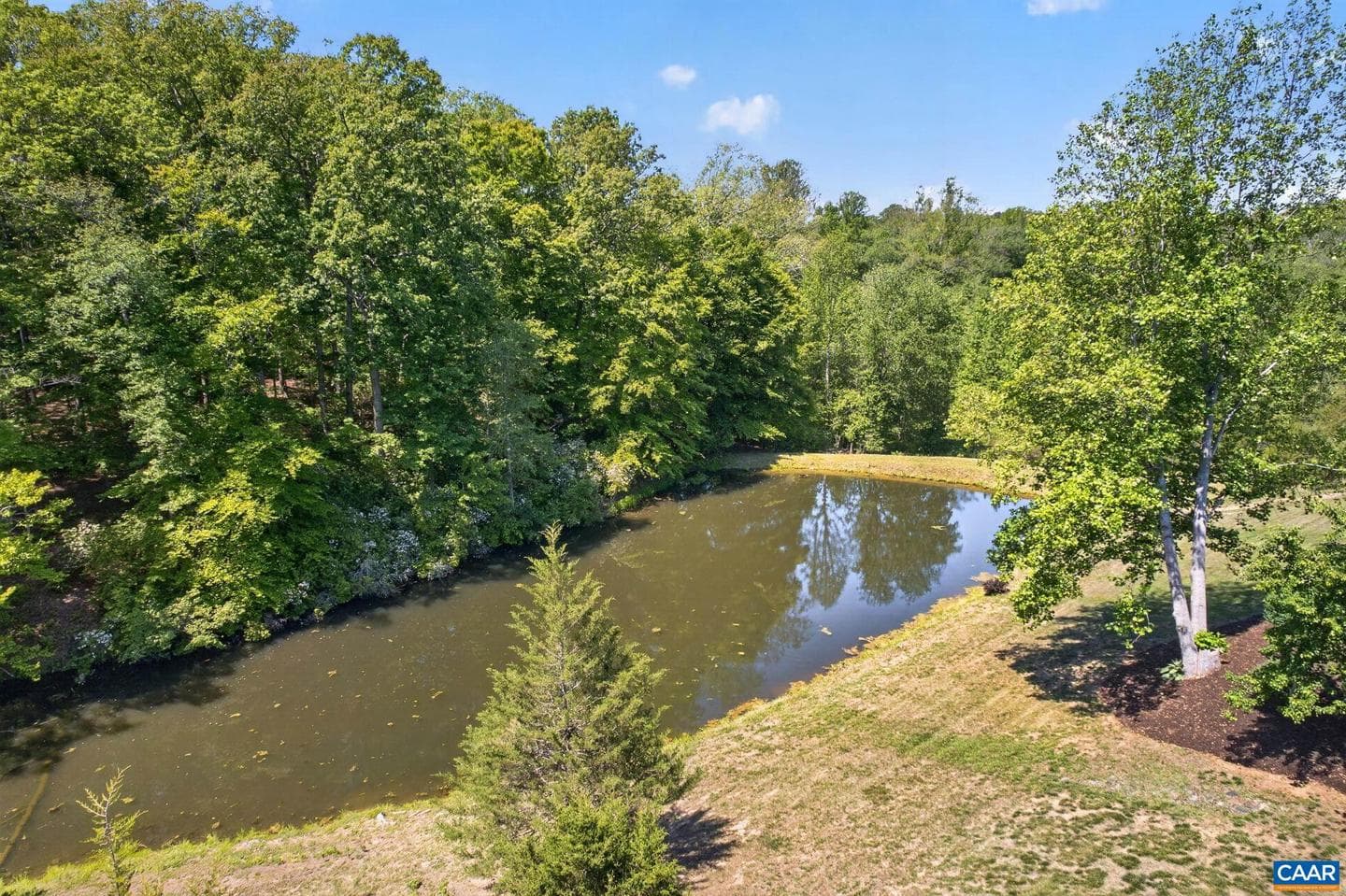 380 Ballenger Ln photo 7