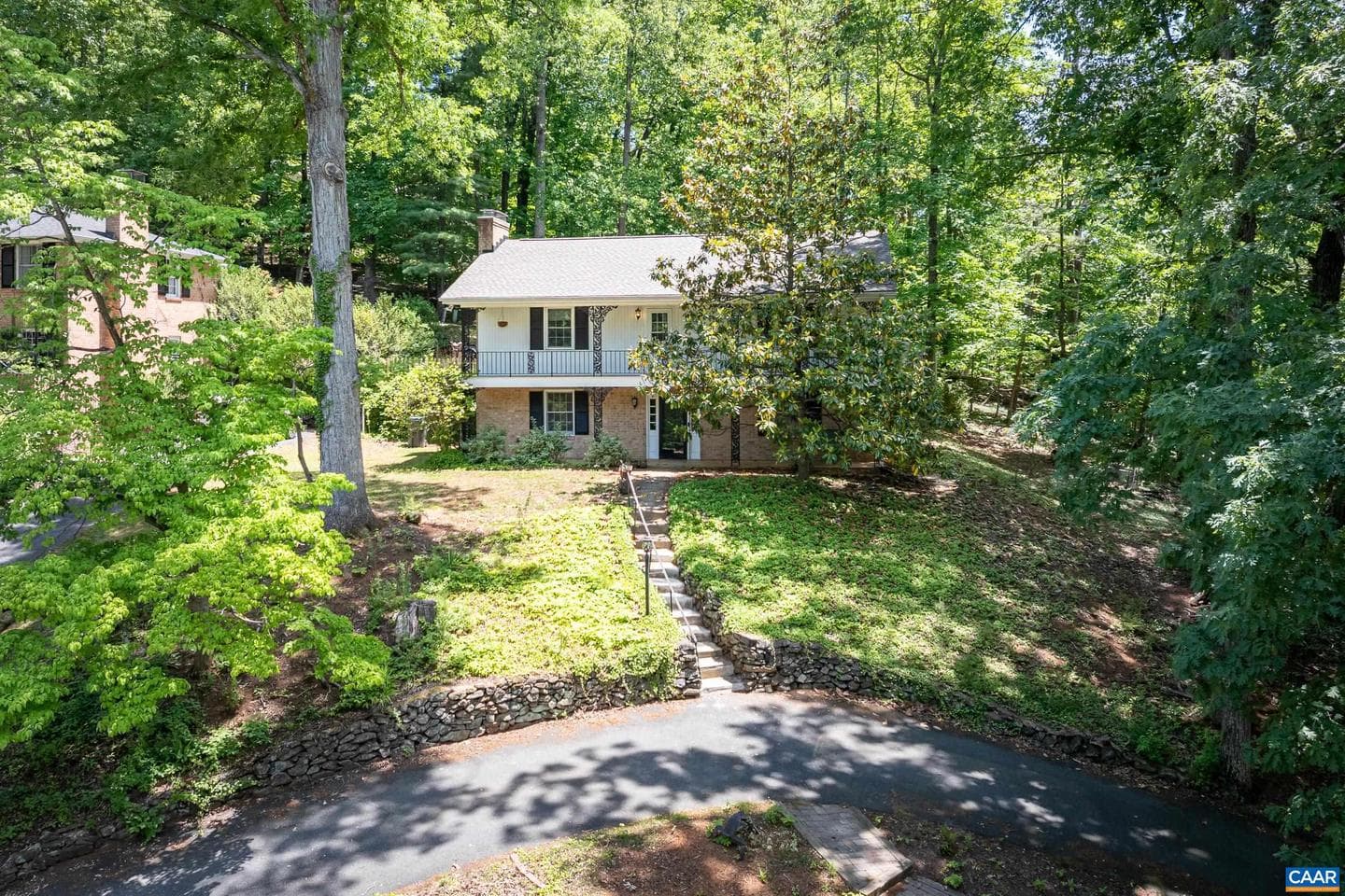 2200 Brandywine Dr, Charlottesville
