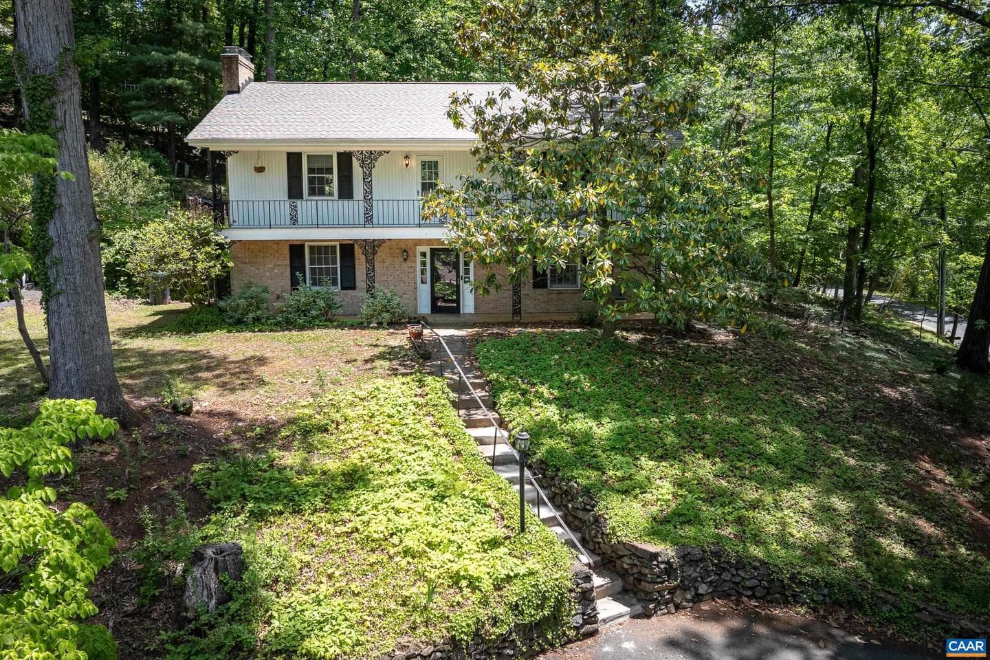 2200 Brandywine Dr photo 3